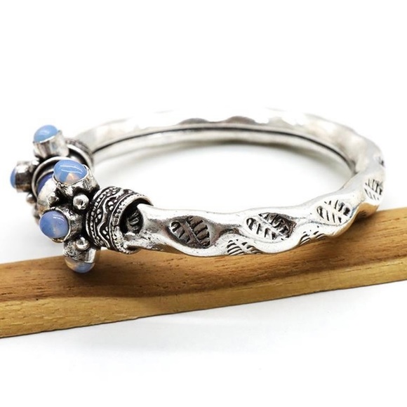 Silver Plated Bracelet Bangle with Genuine Opal - Picture 3 of 5